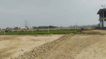  Plot For Sale in Mohan Road