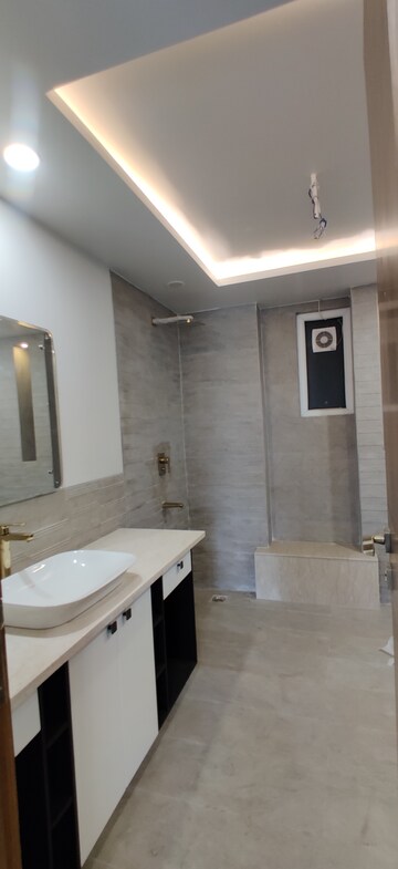 Bathroom in 4 BHK Independent House at Sector 21c – for Sale