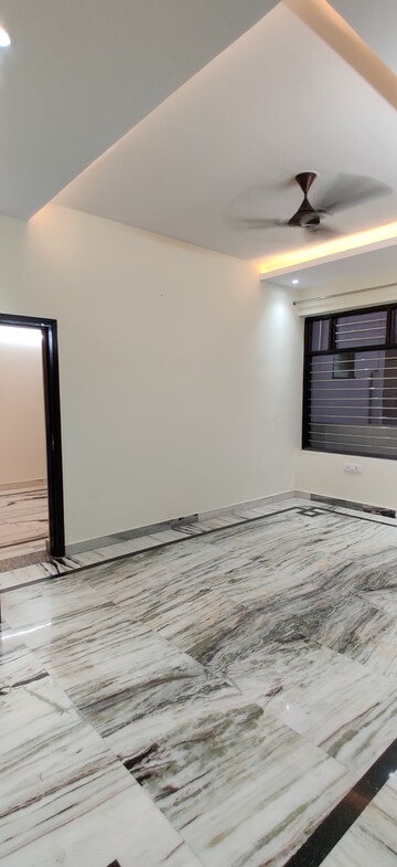 Balcony in 4 BHK Builder Floor at Sector 21a – for Sale