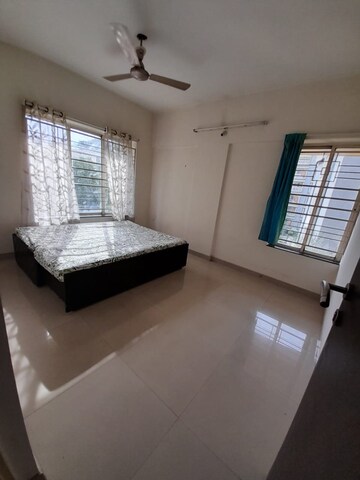 Room in 3 BHK Apartment at Kundan Green Zone, Baner – for Sale