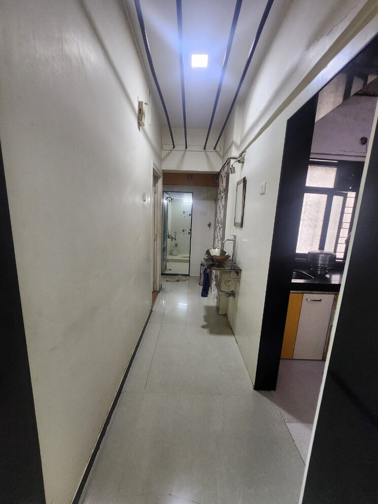 Bathroom, rajshree-tower 2 Bedroom 900 Sq.Ft. Apartment In Uthalsar Thane 7252906