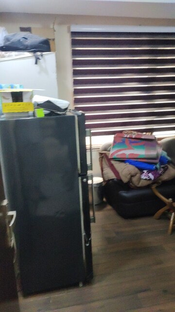 Furnished Amenities in 3 BHK Builder Floor at Ramesh Nagar – for Sale