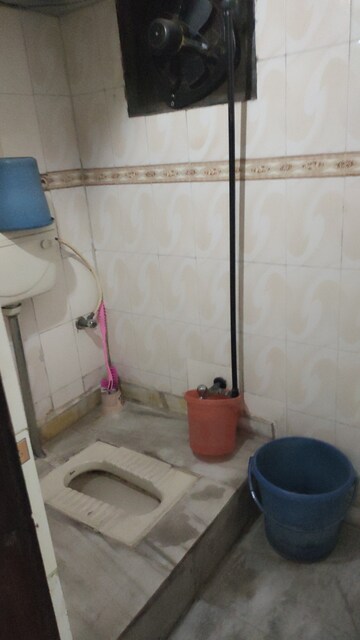 Bathroom in 2 BHK Builder Floor at Mansarover Garden – for Sale