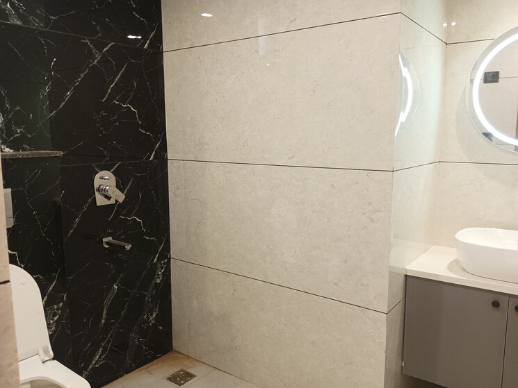 Attached Bathroom, sector 11 dwarka 3 Bedroom 1500 Sq.Ft. Apartment In Sector 11 Dwarka Delhi 7274187