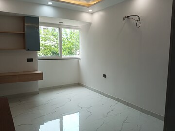 Room in 3 BHK Apartment at Sector 11 Dwarka – for Sale