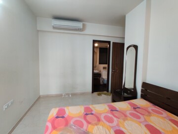Bedroom in 2 BHK Apartment at Lodha Sterling, Kolshet Road – for Sale