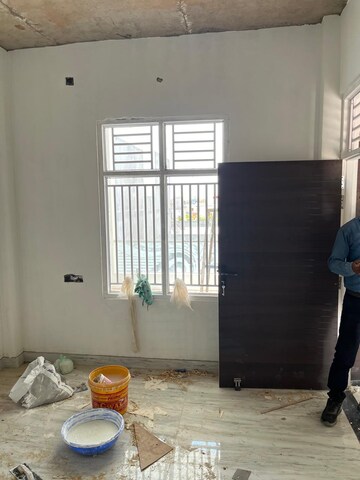 Room in 3 BHK Independent House at Pandit Kheda – for Sale