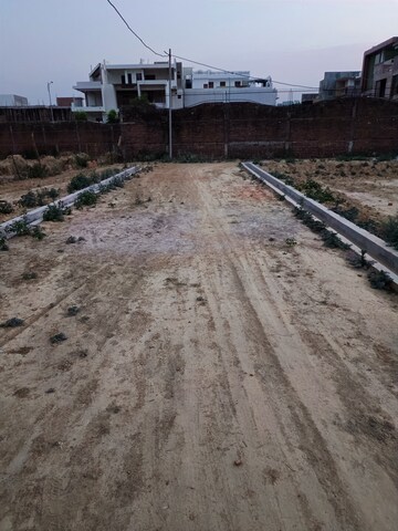  Plot – Exterior View View at Mubarakpur - for Sale