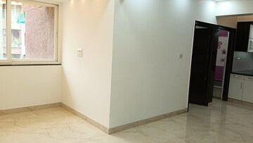 Room in 4 BHK Apartment at Sector 11 Dwarka – for Sale