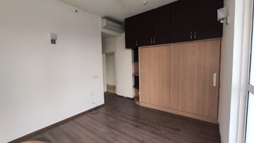 Room in 3 BHK Apartment at M3M Merlin, Sector 67 – for Sale