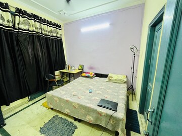Bedroom in 3 BHK Apartment at Unitech Horizon, Pi Greater Noida – for Sale
