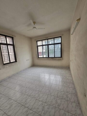 Master Bedroom in 2.5 BHK Apartment at Oxford Premium, Wanowrie – for Sale