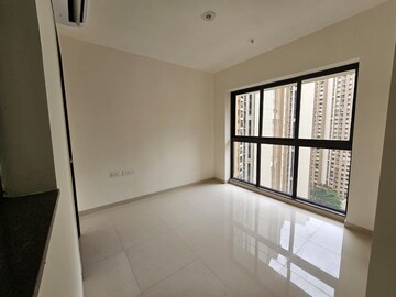 Room in 2 BHK Apartment at Lodha Splendora, Ghodbunder Road – for Sale