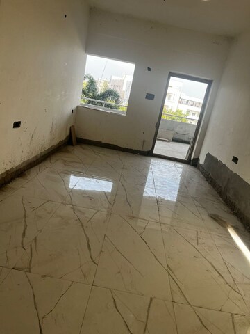 Room in 2 BHK Apartment at Hanamkonda – for Sale