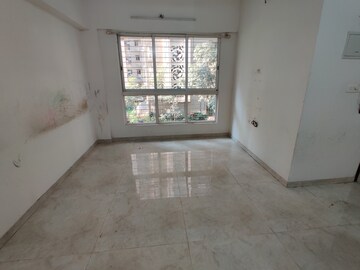 1.5 BHK Apartment For Sale in Lodha Amara, Kolshet Road