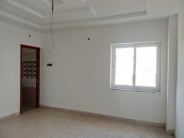 Room in 3 BHK Apartment at Hanamkonda – for Sale