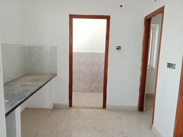 Room in 3 BHK Apartment at Hanamkonda – for Sale