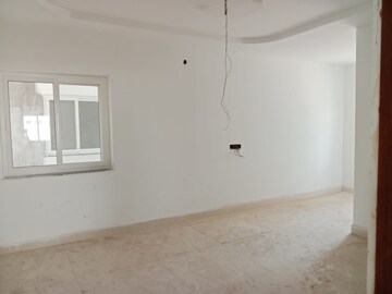 Room in 3 BHK Apartment at Hanamkonda – for Sale