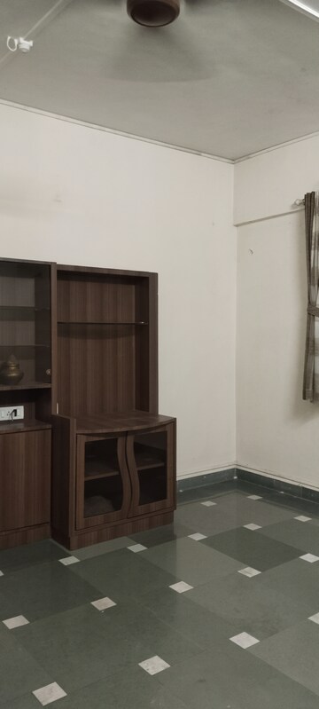 Living Room in 6 BHK Independent House at Mulund West – for Sale