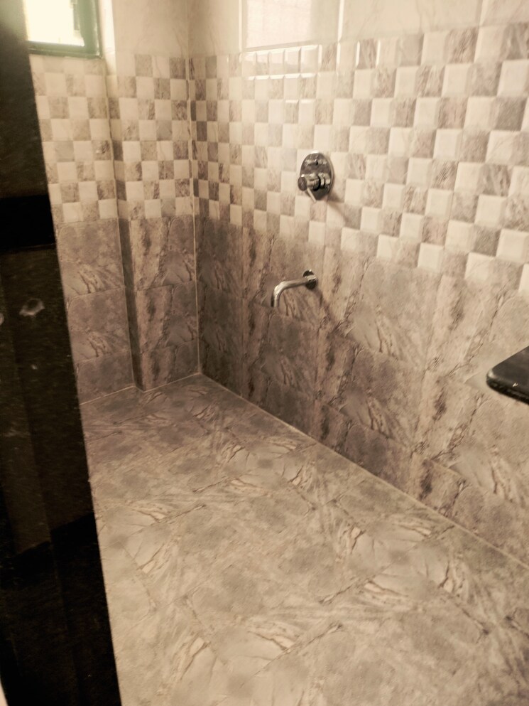 Bathroom, organic-dhanorina 1 Bedroom 605 Sq.Ft. Apartment In Dhanori Pune 7275636