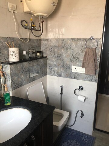 Master Bedroom in 3.5 BHK Apartment at Unitech The Residences Gurgaon, Sector 33 – for Sale