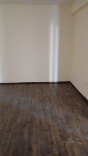 Room in 3 BHK Apartment at Aditya Summit, Shaikpet – for Sale