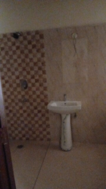 Bathroom in 3 BHK Apartment at Aditya Summit, Shaikpet – for Sale