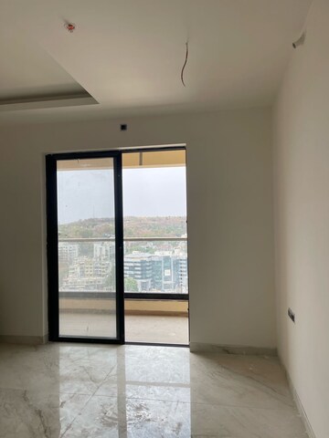 Room in 3.5 BHK Apartment at Goel Ganga Legend, Bavdhan – for Sale