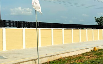 Plot For Sale in Alundur