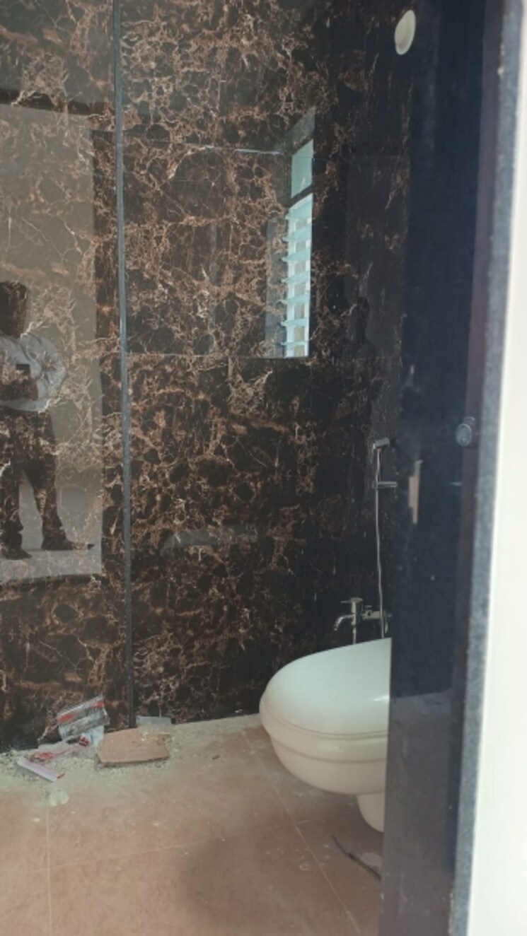 Bathroom, tulshibaugwale-colony 3 Bedroom 1250 Sq.Ft. Apartment In Sahakar Nagar Pune 7276482