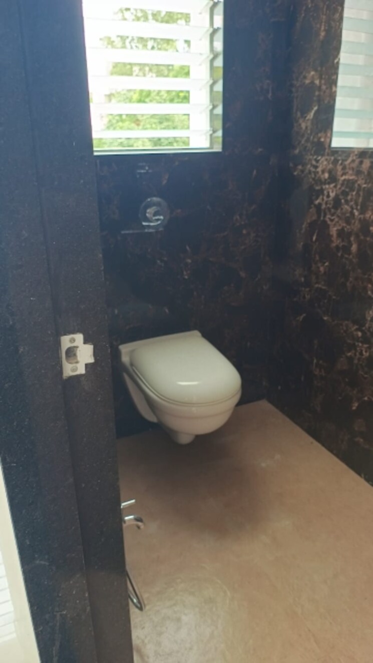 Bathroom, tulshibaugwale-colony 3 Bedroom 1250 Sq.Ft. Apartment In Sahakar Nagar Pune 7276482