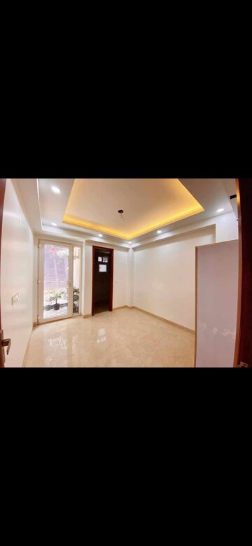 Room in 3 BHK Builder Floor at Chattarpur – for Sale
