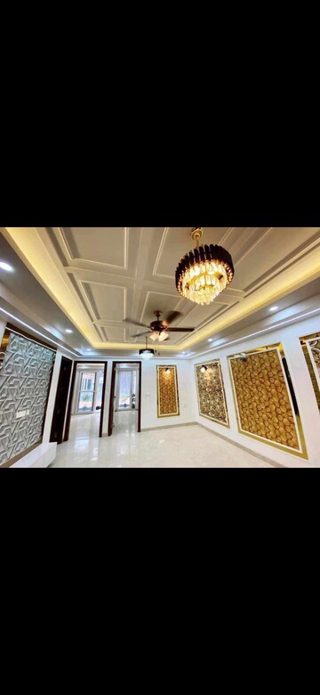 Living Room in 3 BHK Builder Floor at Chattarpur – for Sale