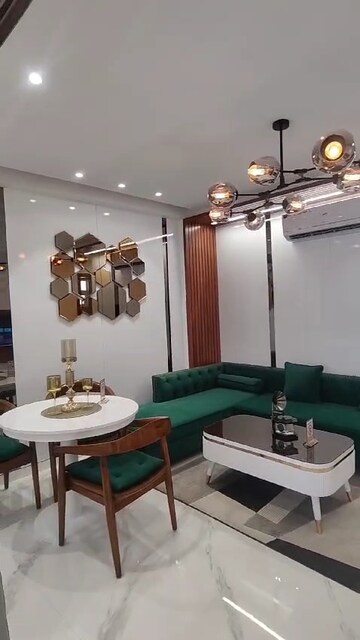 Master Bedroom in 2.5 BHK Builder Floor at Sector 95 – for Sale