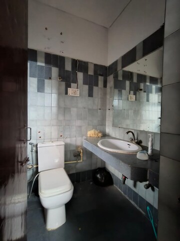 Kitchen in 3 BHK Builder Floor at Palam Vihar Residents Association, Palam Vihar – for Sale
