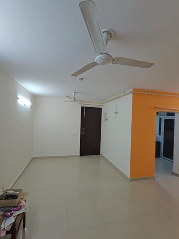 Room in 2.5 BHK Apartment at Nirala Aspire, Sector 16 Greater Noida – for Sale