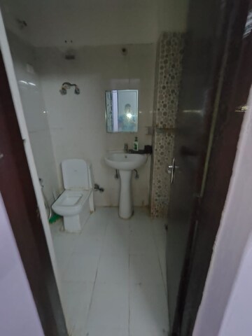 Bathroom in 2.5 BHK Apartment at Nirala Aspire, Sector 16 Greater Noida – for Sale