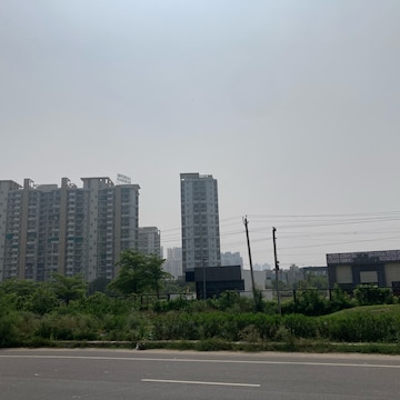  Plot – Exterior View View at BPTP Amstoria Plot, Sector 102 - for Sale