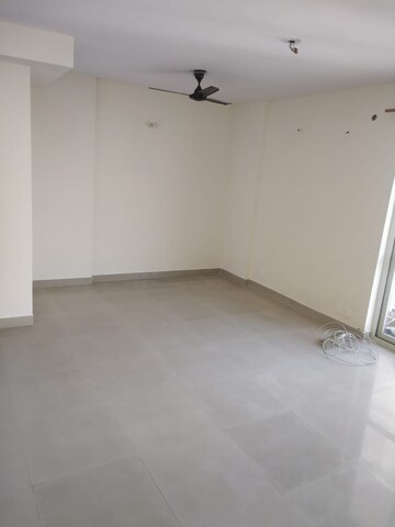 Room in 2 BHK Apartment at ILD Grand, Sector 37c – for Sale