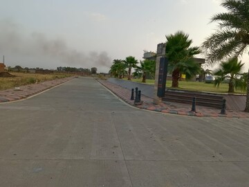  Plot For Sale in Super Corridor