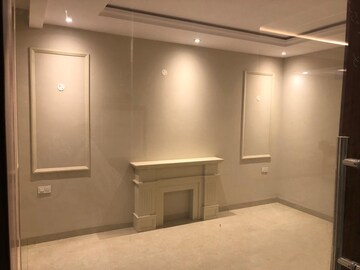 Room in 4 BHK Independent House at Sector 105 – for Sale