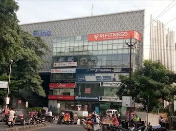 Commercial Office Space 1785 Sq.Ft. For Resale in Anand Mahal Road Surat  7277662