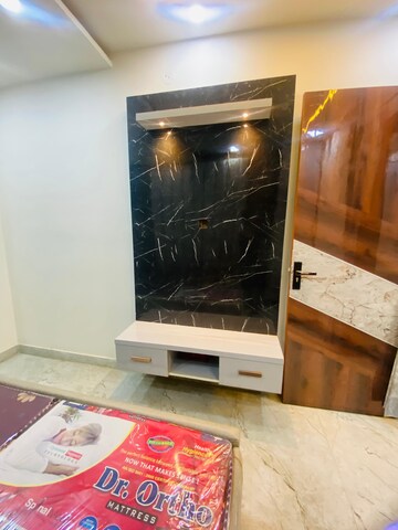 Furnished Amenities in 2 BHK Builder Floor at Dwarka Mor – for Sale