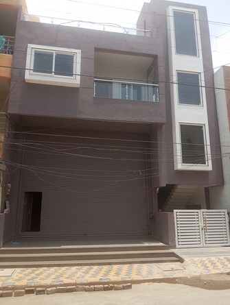 Commercial Showroom 4000 Sq.Ft. For Resale in Scheme 78 Indore  7277820