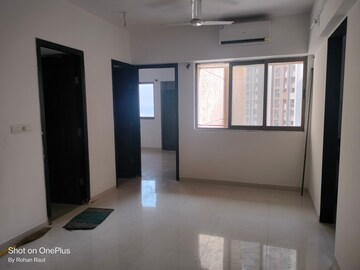 1 BHK Apartment For Sale in Ghodbunder Road