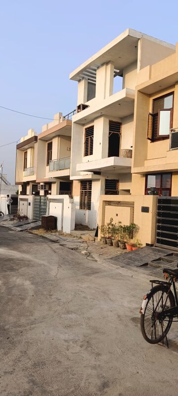  Plot – Exterior View View at Baghpat Road - for Sale