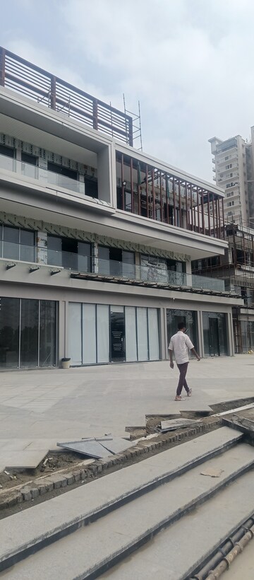  Office Space – Exterior View View at Bhutani City Center, Sector 150 - for Sale
