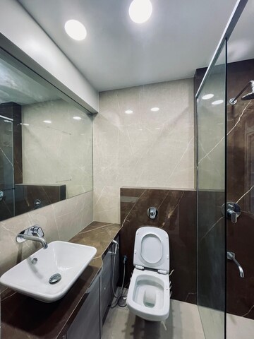 Master Bedroom in 3 BHK Apartment at Khar West – for Sale