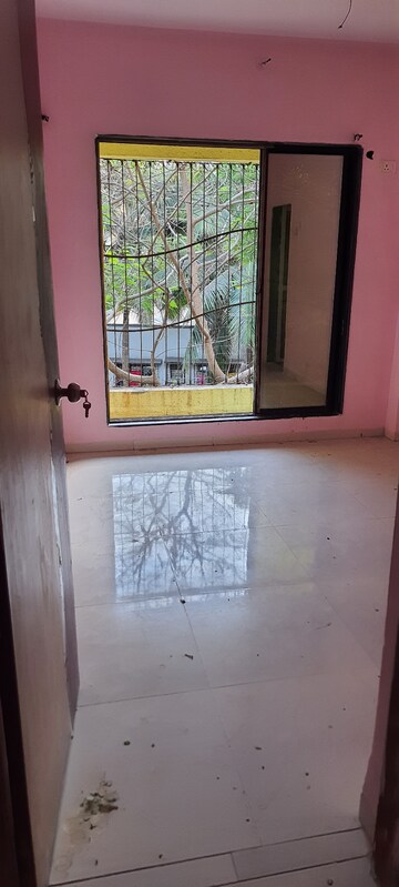 Room in 2 BHK Apartment at Dindoshi Mahad Complex, Goregaon East – for Sale