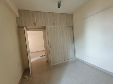 Room in 2 BHK Apartment at Shree Vardhman Mantra, Sector 67 – for Sale
